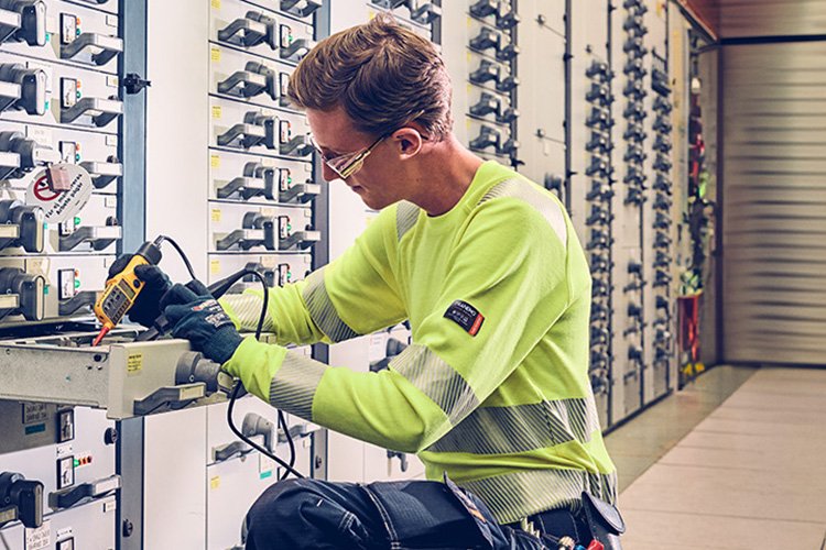 ENCONTRE A SUA ROUPAS DE PROTEÇÃO CONTRA ARC FLASH Start_box_left_Knits_750x500px